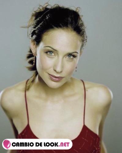 Claire Forlani look