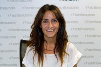 Melanie Olivares cabello