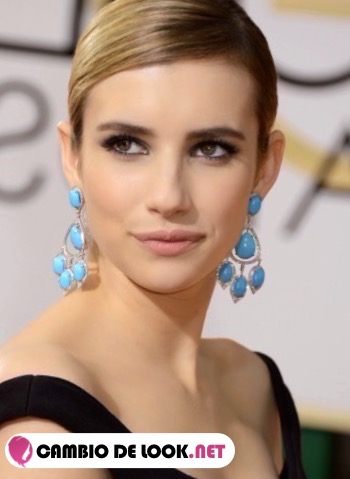 Emma Roberts labios