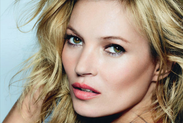 {Los ojos de la modelo Kate Moss|Las cejas como la Británica Kate Moss|Las pestañas de la Británica Kate Moss|Copiar estilo ojos de la modelo Kate Moss|Tipo de cejas de Kate Moss|Trucos maquillaje ojos de Kate Moss