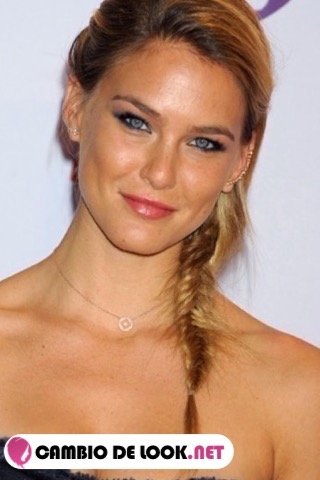 El pelo suelto de Bar Refaeli