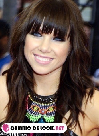 Carly Rae Jepsen recogido pelo