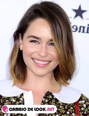 El pelo suelto de Emilia Clarke