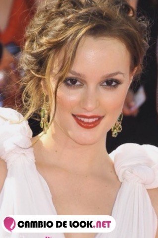 Pelo suelto como Leighton Meester