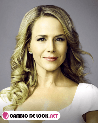 Julie Benz